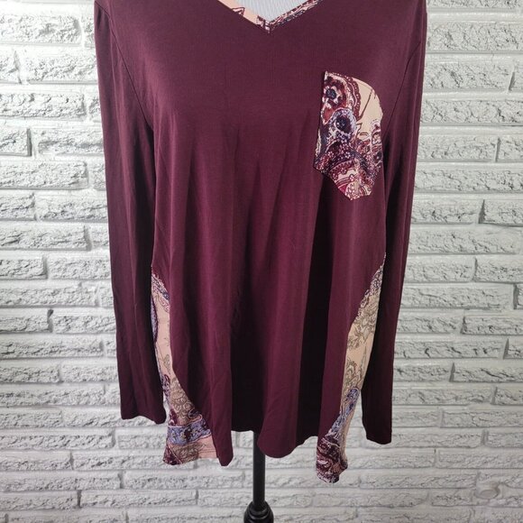 Chicos Women Top 3 Standard XL Tee Long Sleeve Pocket Purple Mandala GEO202E - Picture 3 of 9